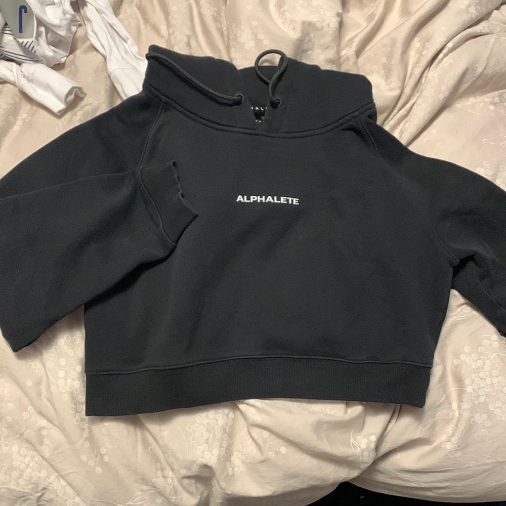 Alphalete hoodie